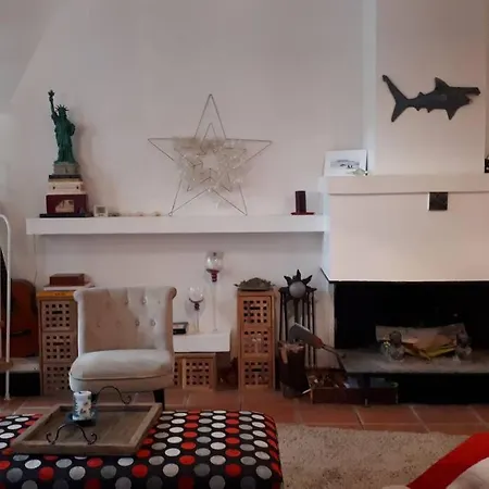 Triplex Avec Patio Fleuri Privatif * סן-קואן