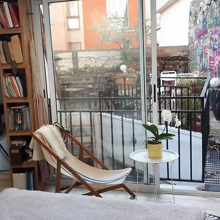 דירה Triplex Avec Patio Fleuri Privatif סן-קואן