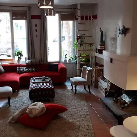 Triplex Avec Patio Fleuri Privatif דירה סן-קואן